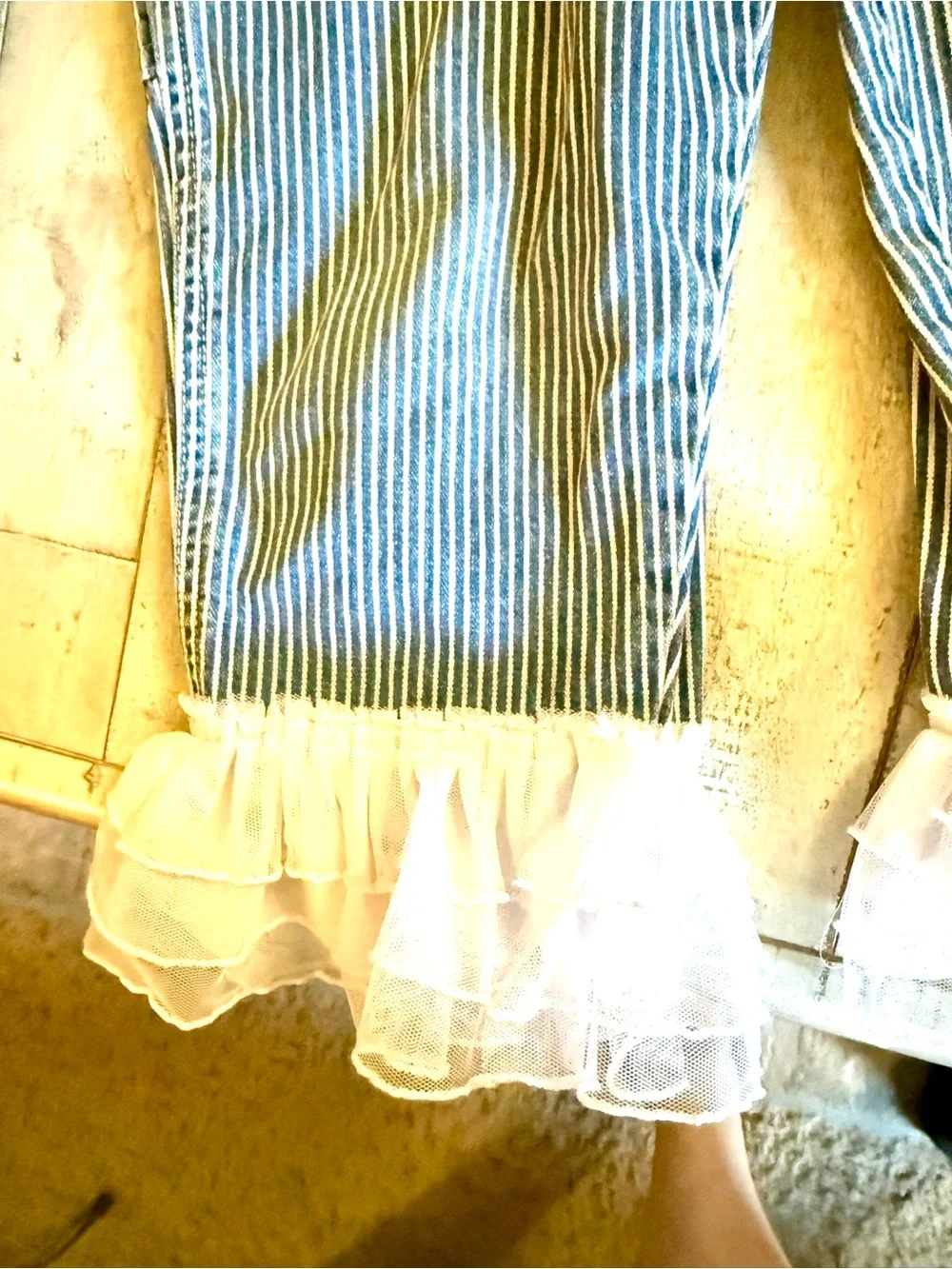 OshKosh B'gosh Blue & White Striped Cat Patch Ruffle Overalls
